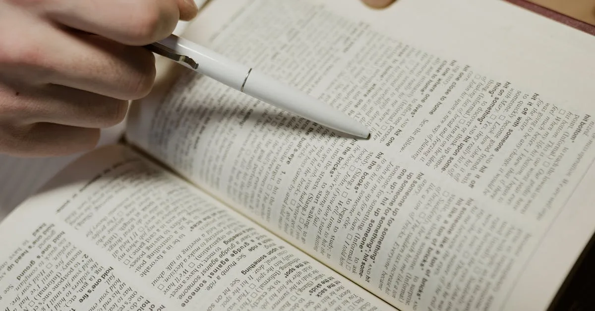 découvrez comment identifier et corriger les erreurs de dictée pour améliorer la qualité et la précision de vos transcriptions vocales.