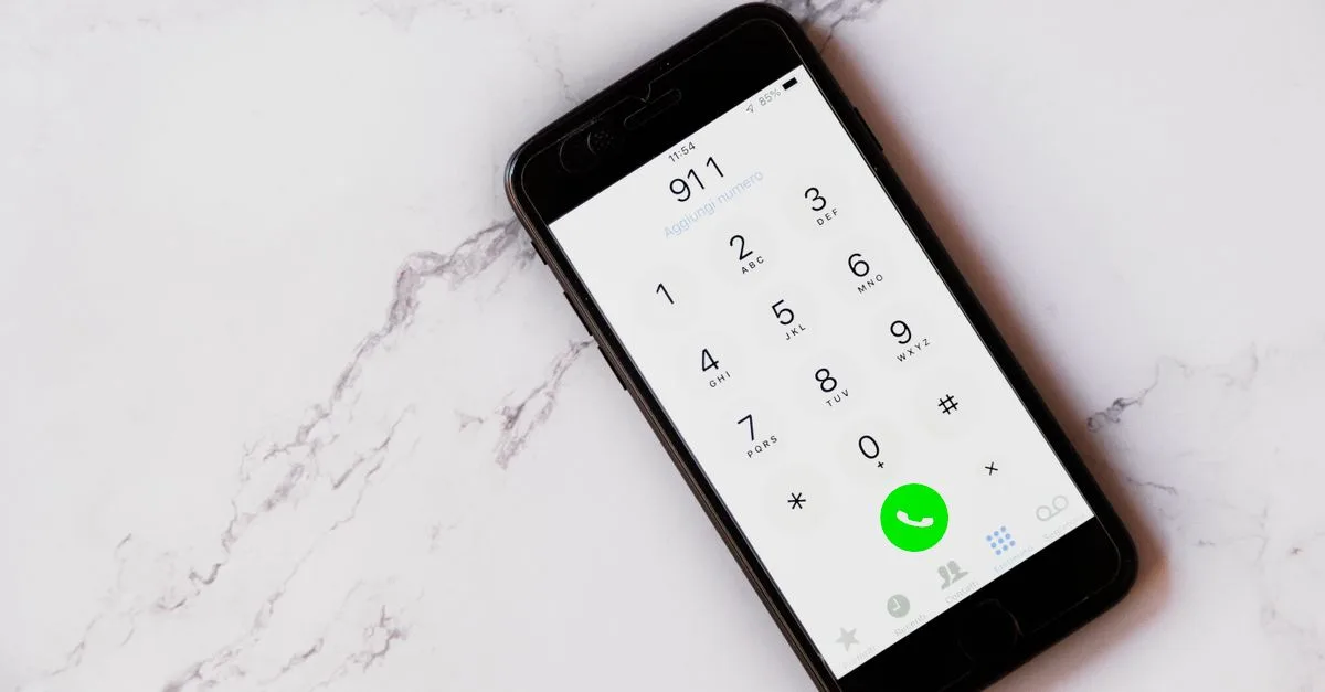 découvrez comment repérer et éviter la fraude liée aux numéros de téléphone, protégeant ainsi vos informations personnelles et financières.
