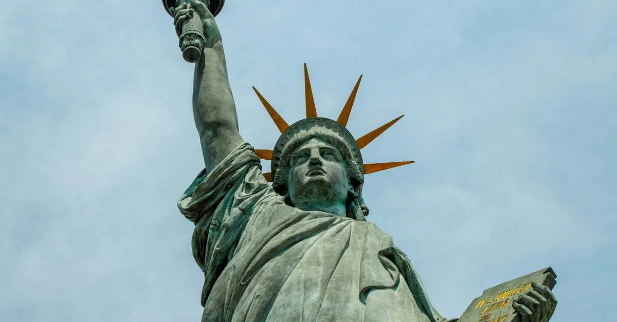 formation gratuite pour les immigrants sans papiers : développez vos compétences et découvrez des opportunités accessibles à tous, sans condition de statut.