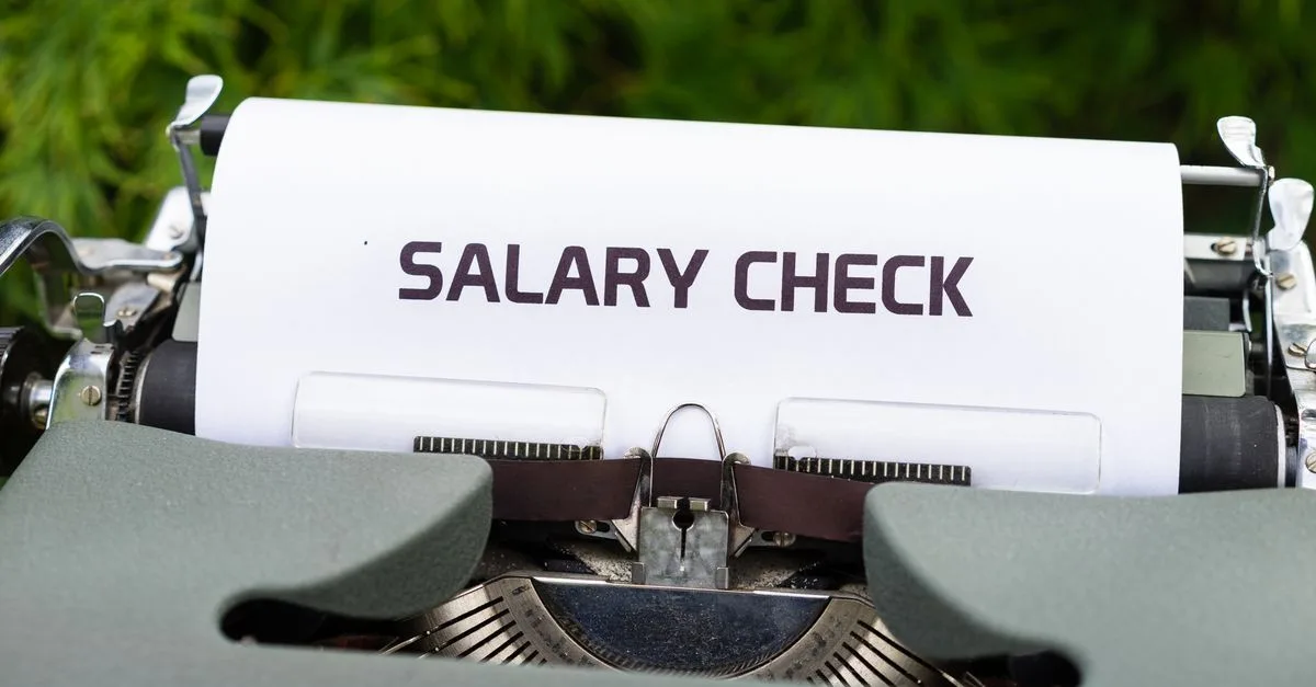 découvrez les salaires des apprentis en 2026 : montants, évolutions et conseils pour bien négocier votre rémunération durant votre apprentissage.