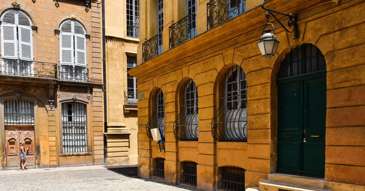 contactez le rectorat aix-marseille pour toutes vos démarches et procédures administratives. obtenez des informations claires et un accompagnement personnalisé.