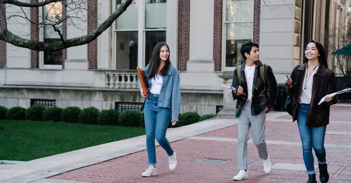 inscrivez-vous facilement au collège grâce à notre plateforme simple et rapide. découvrez toutes les étapes pour finaliser votre inscription dès aujourd'hui.